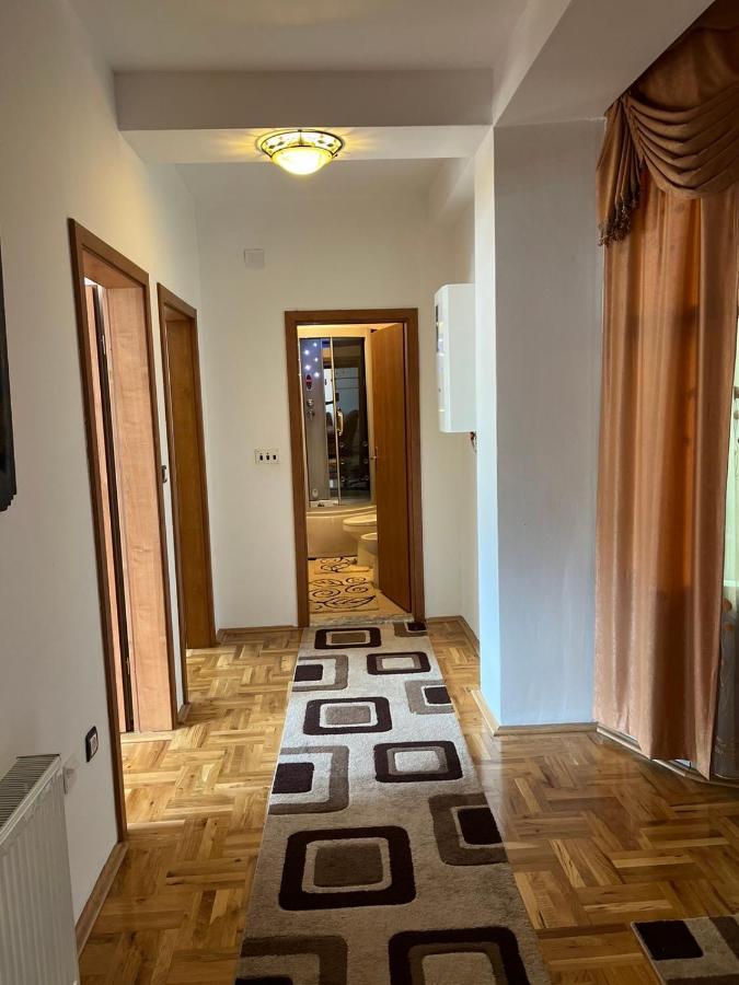 Apartment Alpi Peć Exterior foto