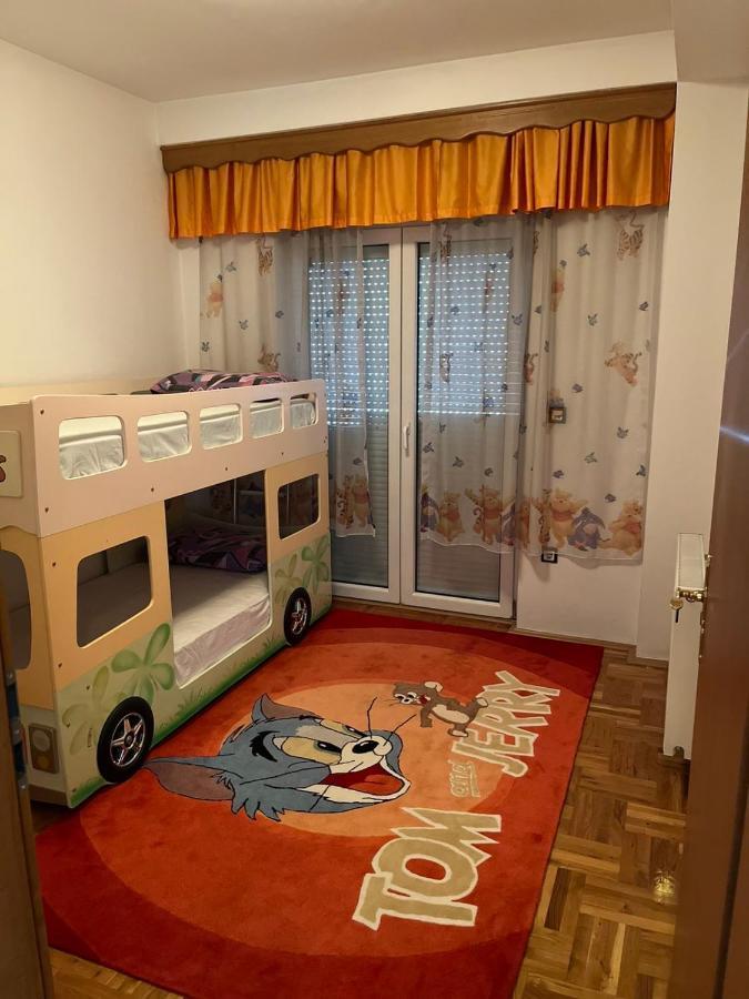 Apartment Alpi Peć Exterior foto